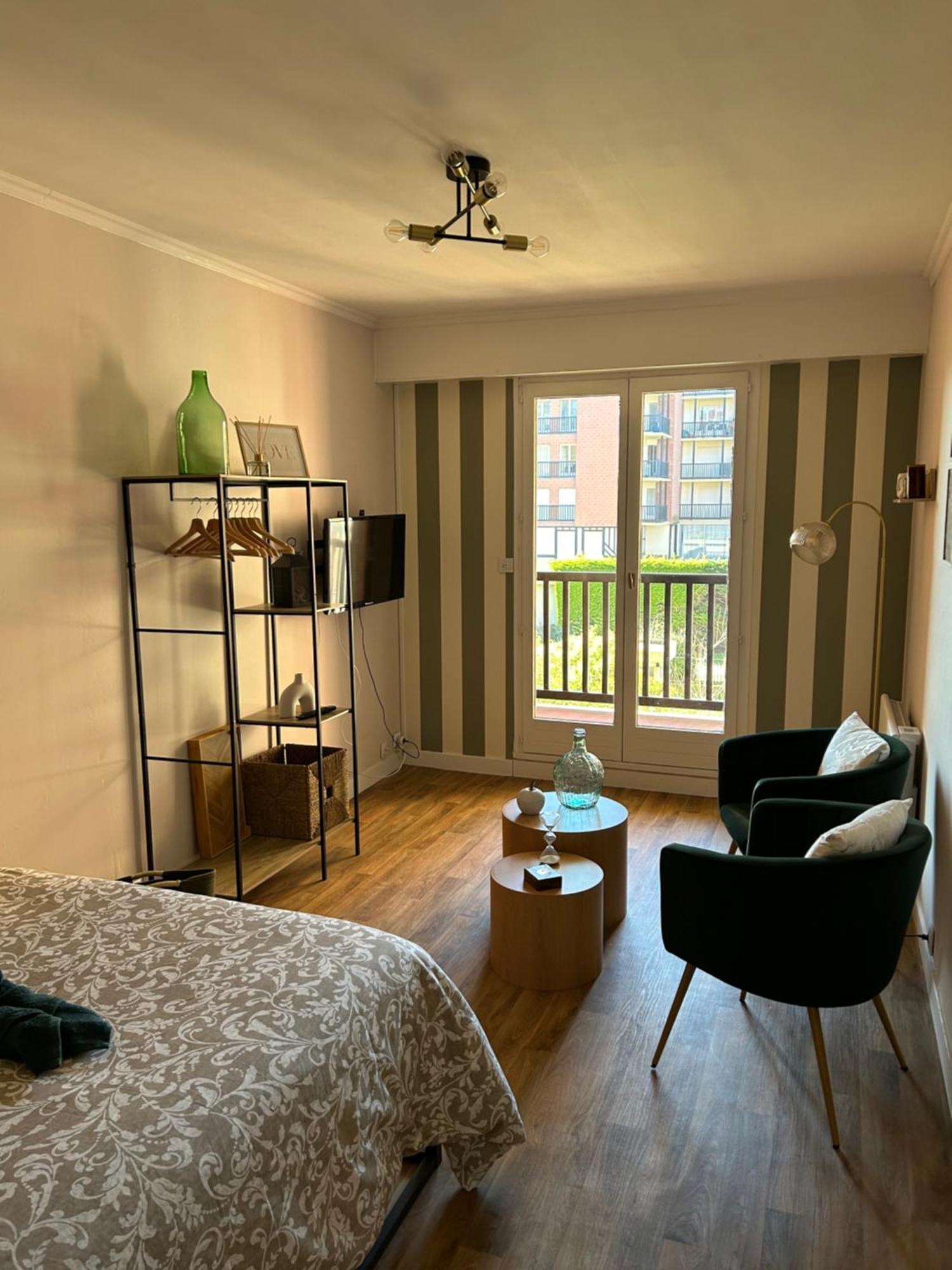 La Suite Emeraude, Studio Chic, Acces Direct Plage Cabourg Exterior photo